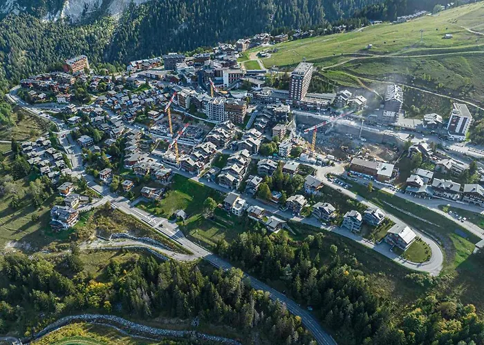 6 Personnes Au Centre De 1650, Acces Direct Aux Pistes - Fr-1-563-20