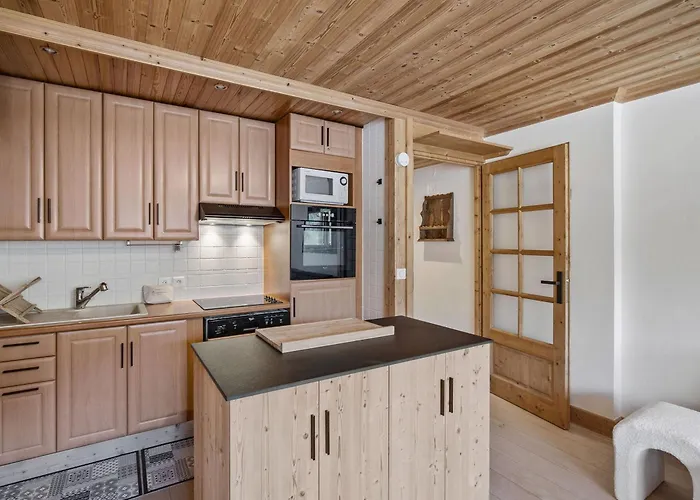 Apartment 6 Personnes Au Centre De 1650, Acces Direct Aux Pistes - Fr-1-563-20