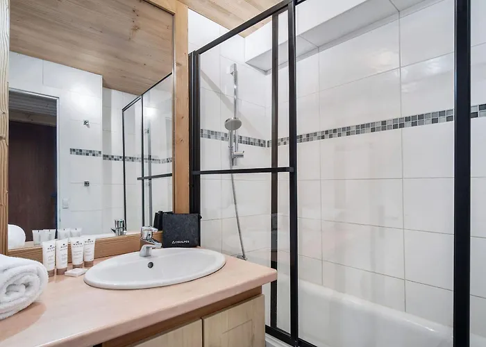 Apartment 6 Personnes Au Centre De 1650, Acces Direct Aux Pistes - Fr-1-563-20 Courchevel